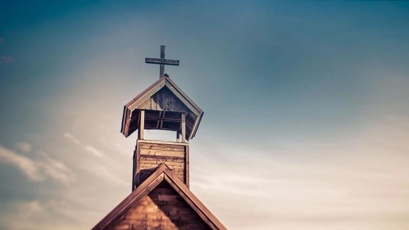 Для чего христианину посещать церковь?