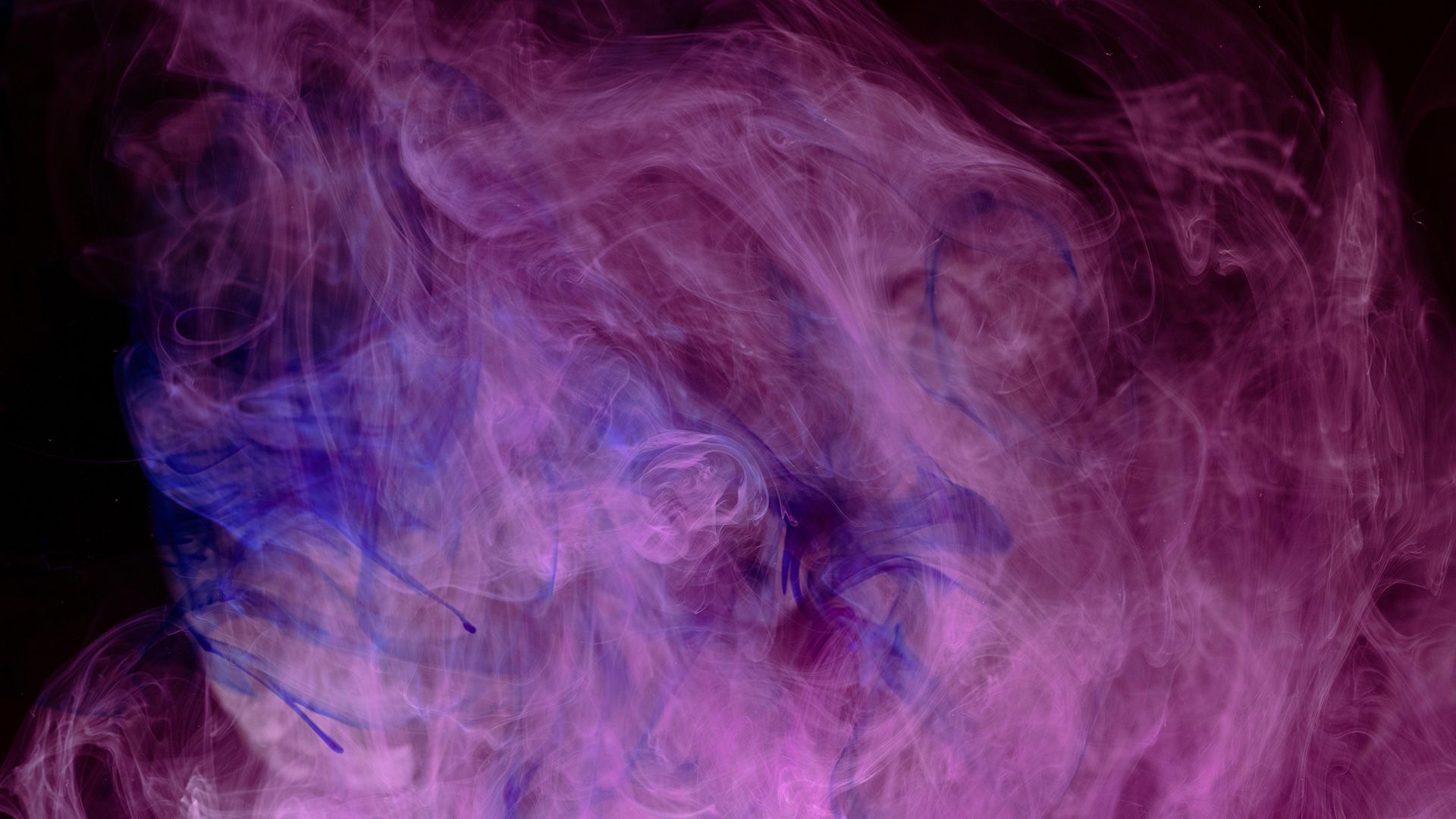 Promotional image for Миловидность обманчива и красота суетна