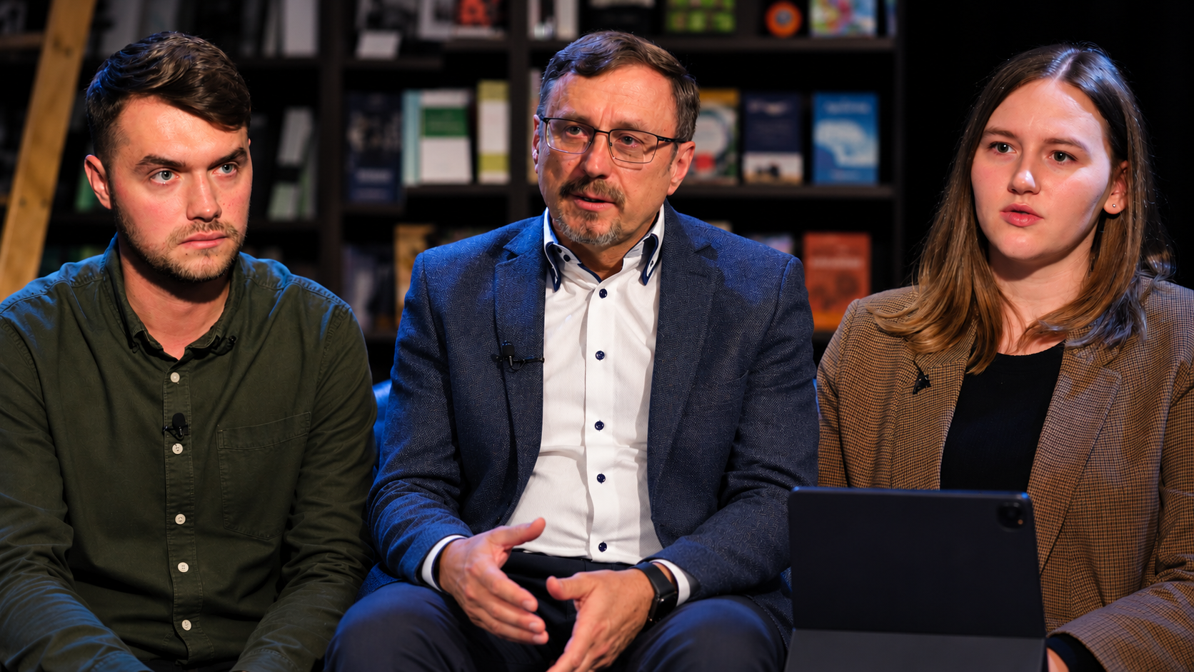 Promotional image for Беседы с пастором о молодежи