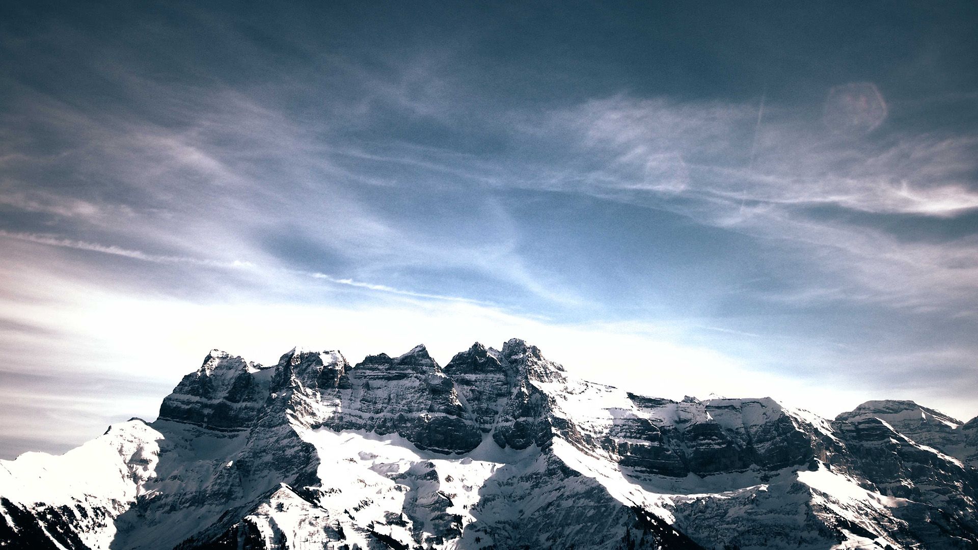 Promotional image for Дай мне эту вершину