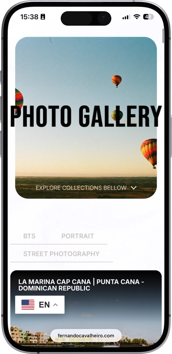 Site aberto no celular, na página "Photo Gallery", com as categorias BTS, Portrait e Street Photography.