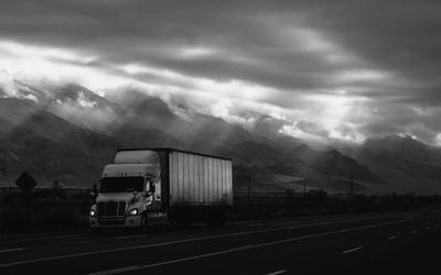 The E-commerce Supply Chain Is Breaking. Here's How to Fix It.
