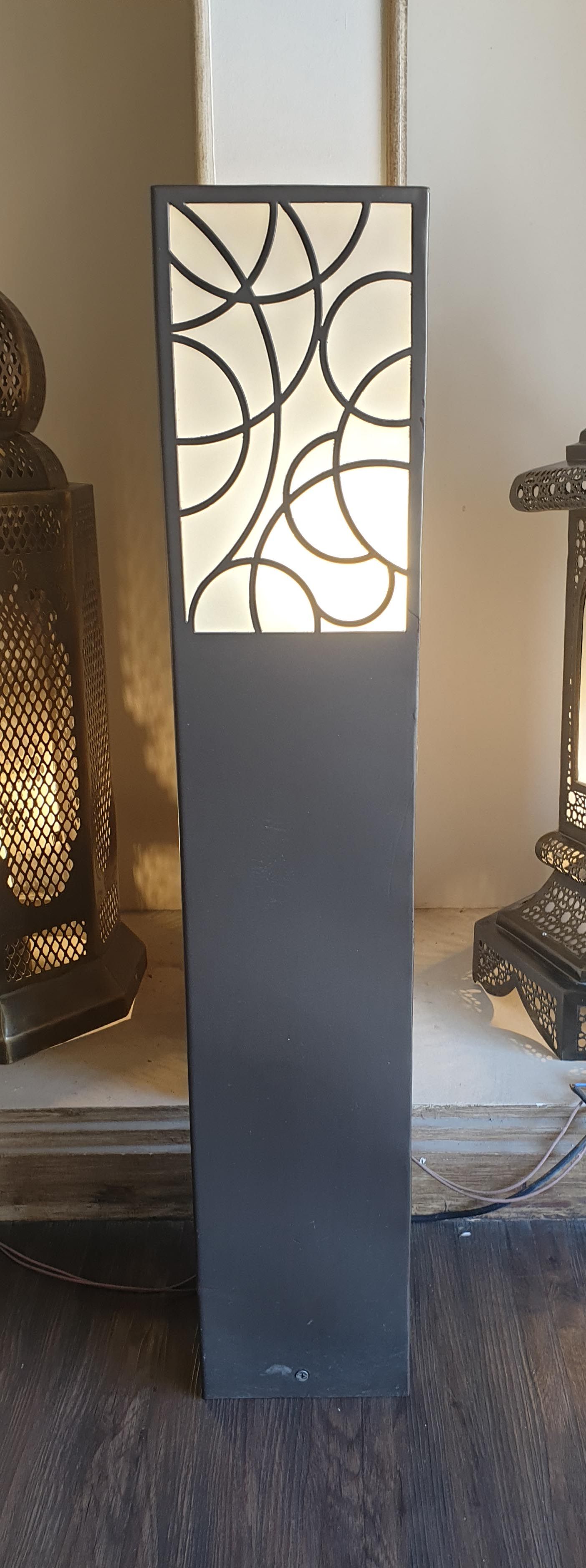 Boundary & Floor Lamps