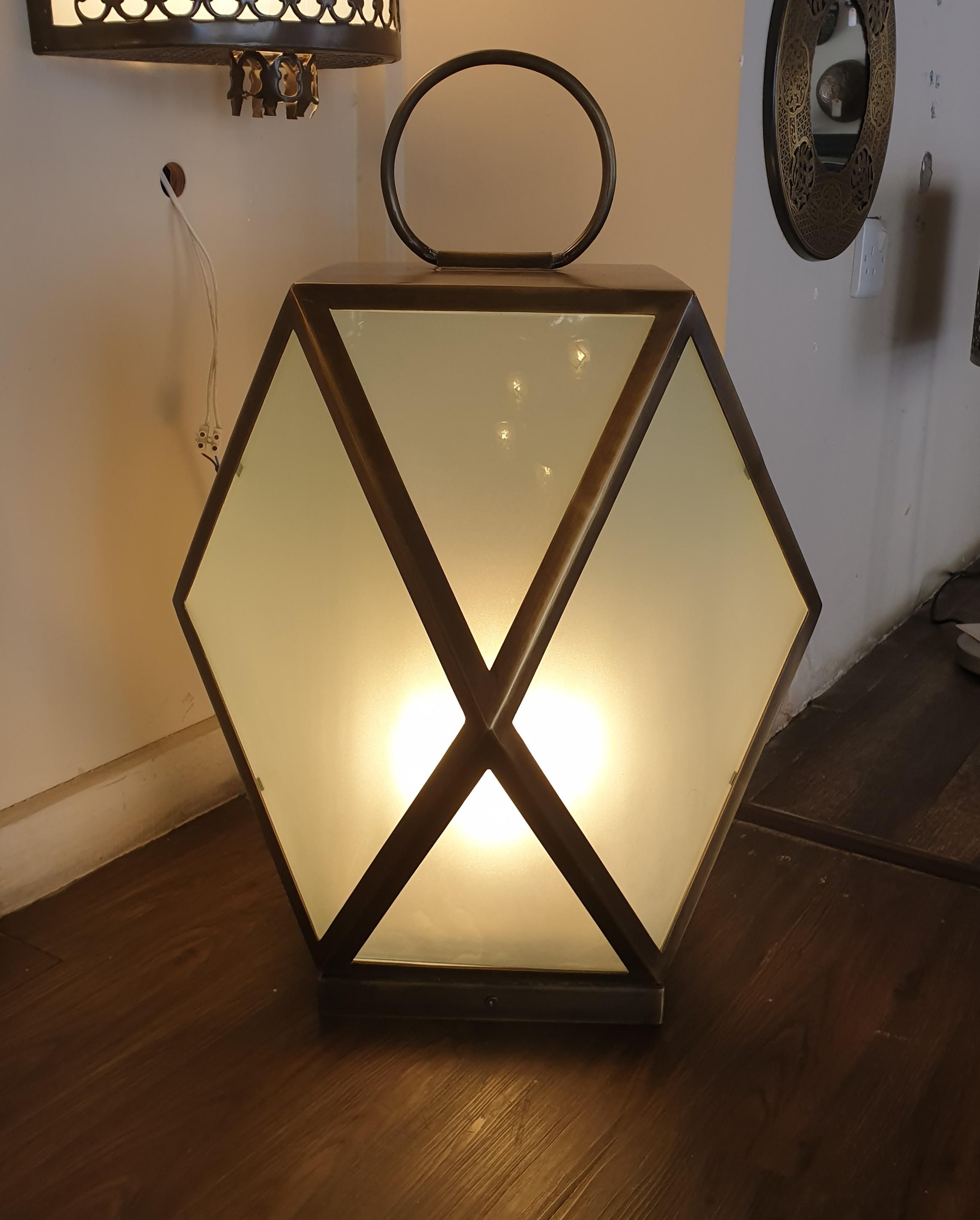 Boundary & Floor Lamps