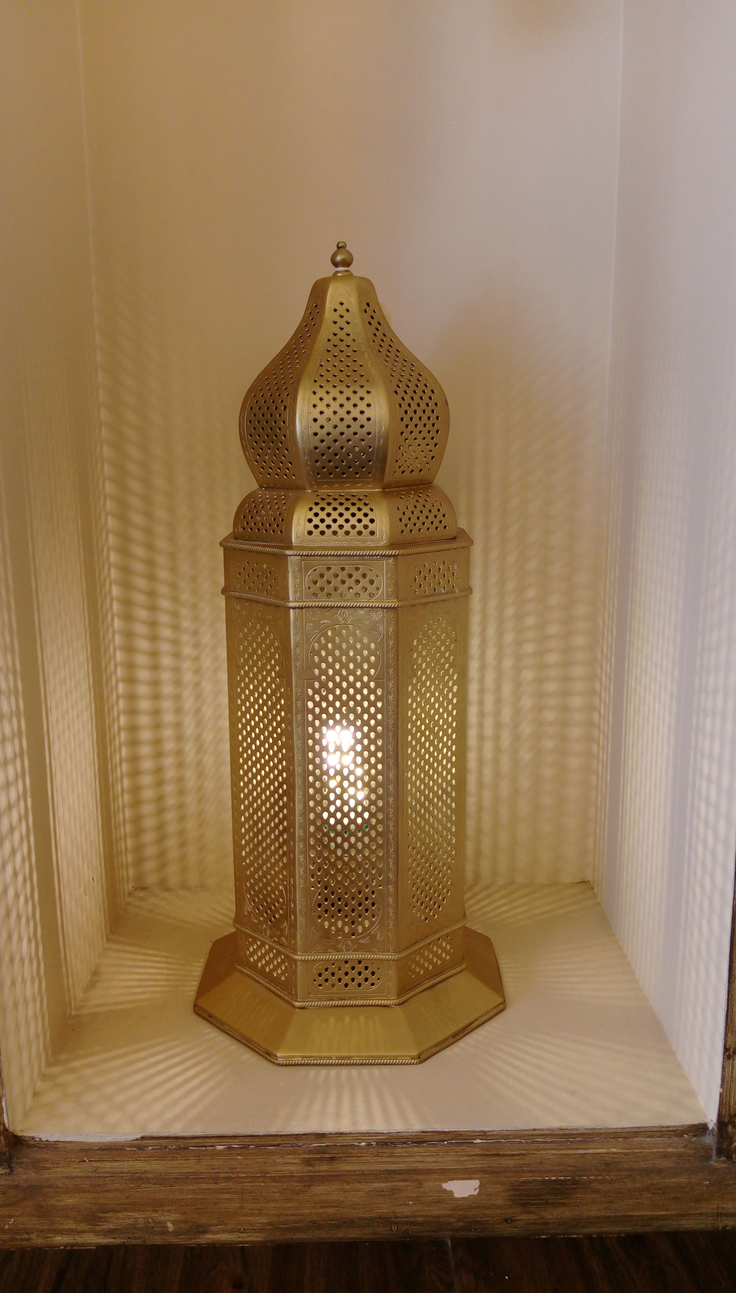 Boundary & Floor Lamps