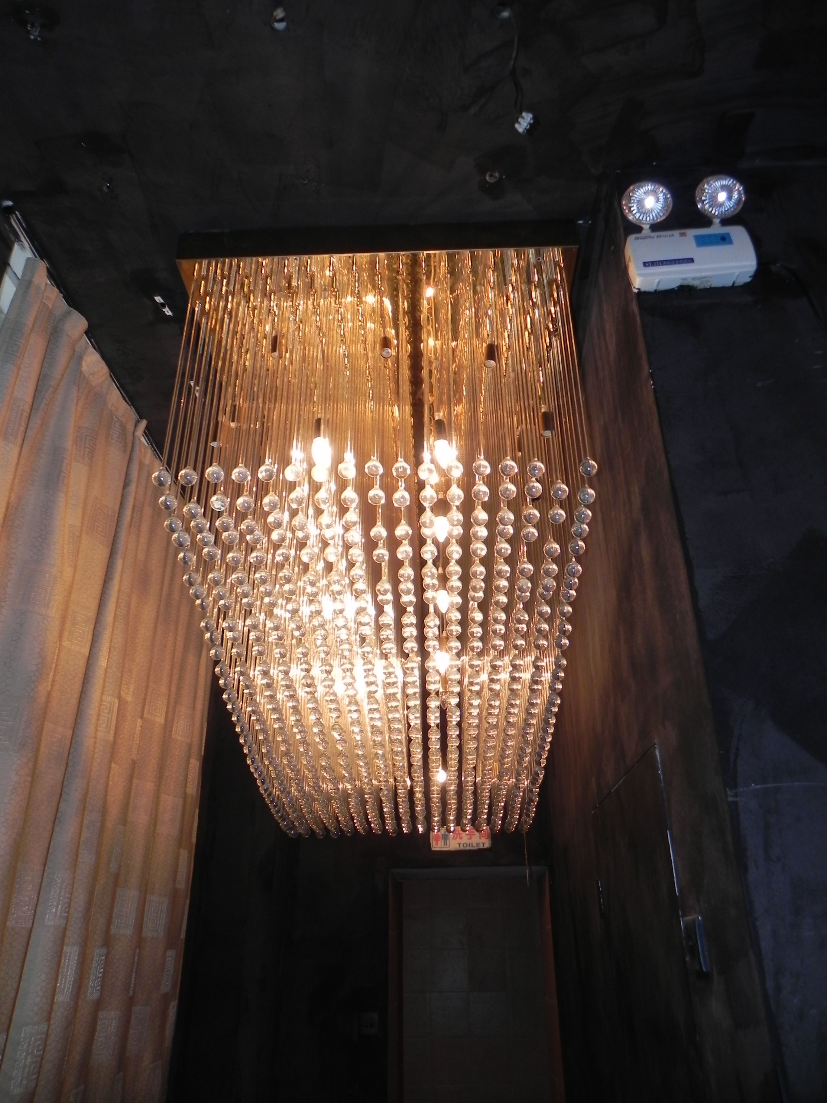 Modern Chandeliers