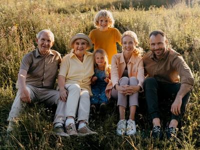 L'Âge et la Tension Artérielle : Comment Votre Corps Évolue Avec le Temps !