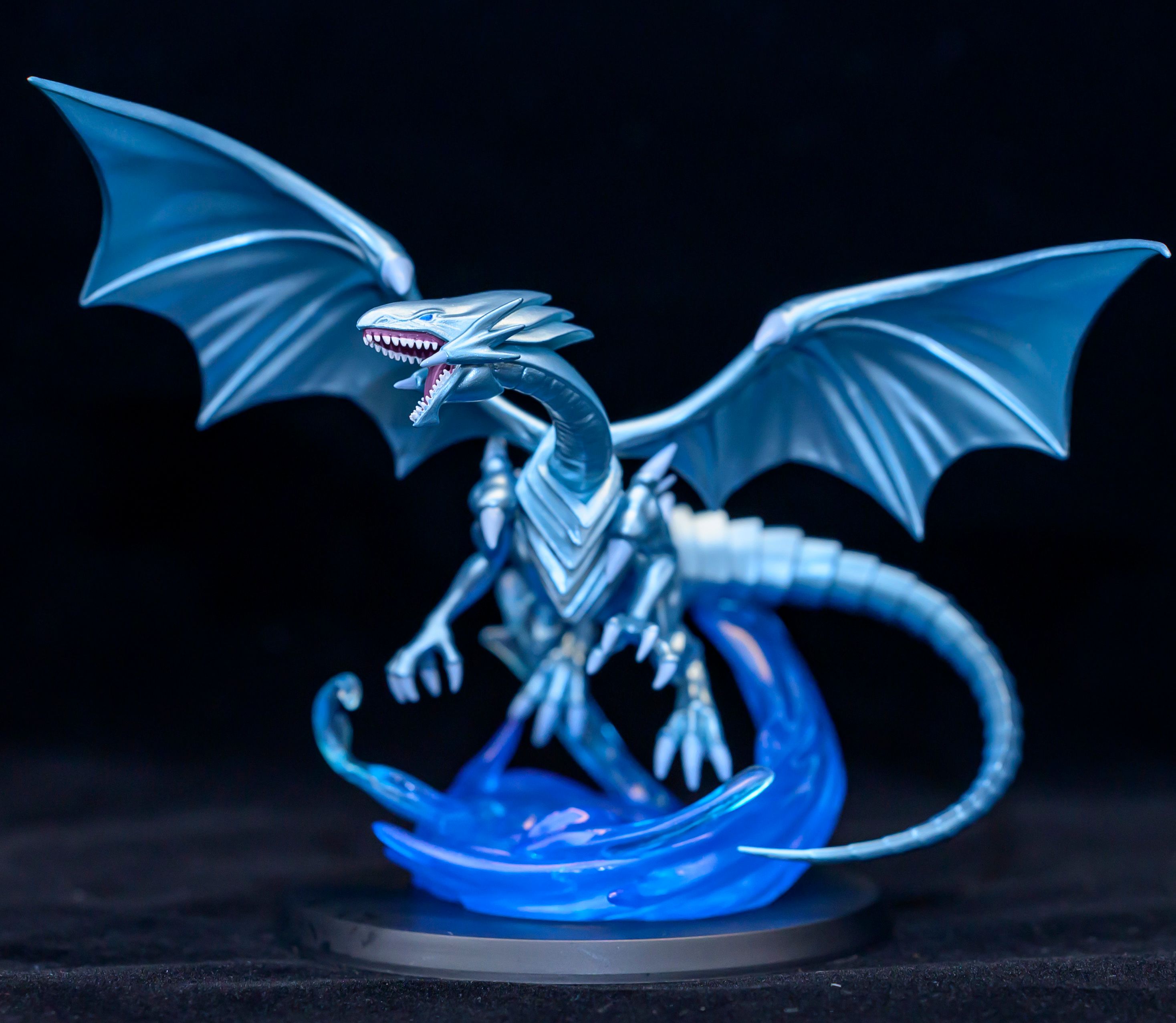 MEGAHOUSE MONSTERS CHRONICLE 青眼白龍開箱文| ACG情報橘