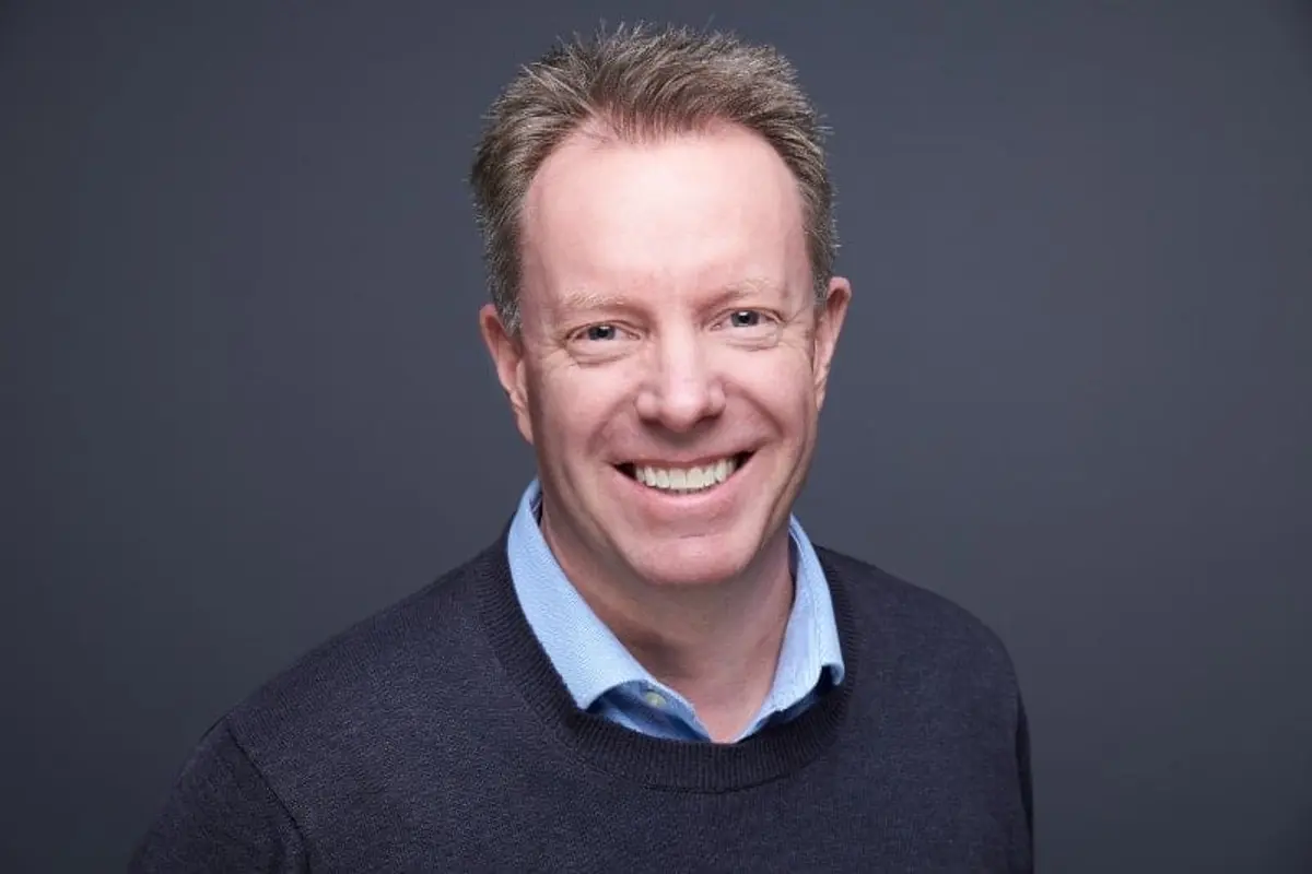 headshot tips for men