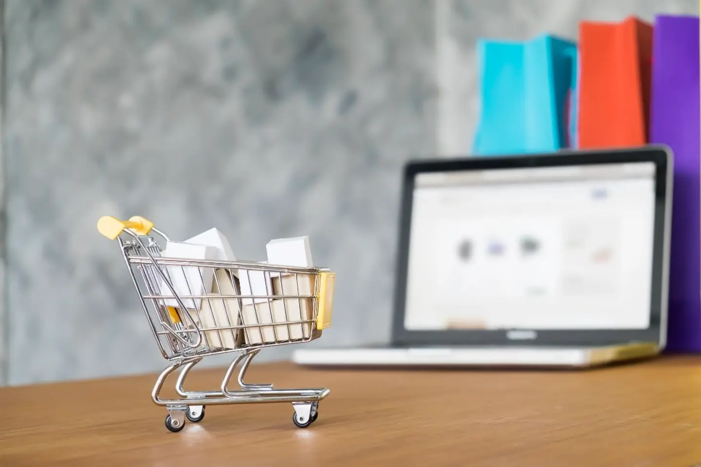 9 Essential Tips for Setting Up an E-Commerce Website