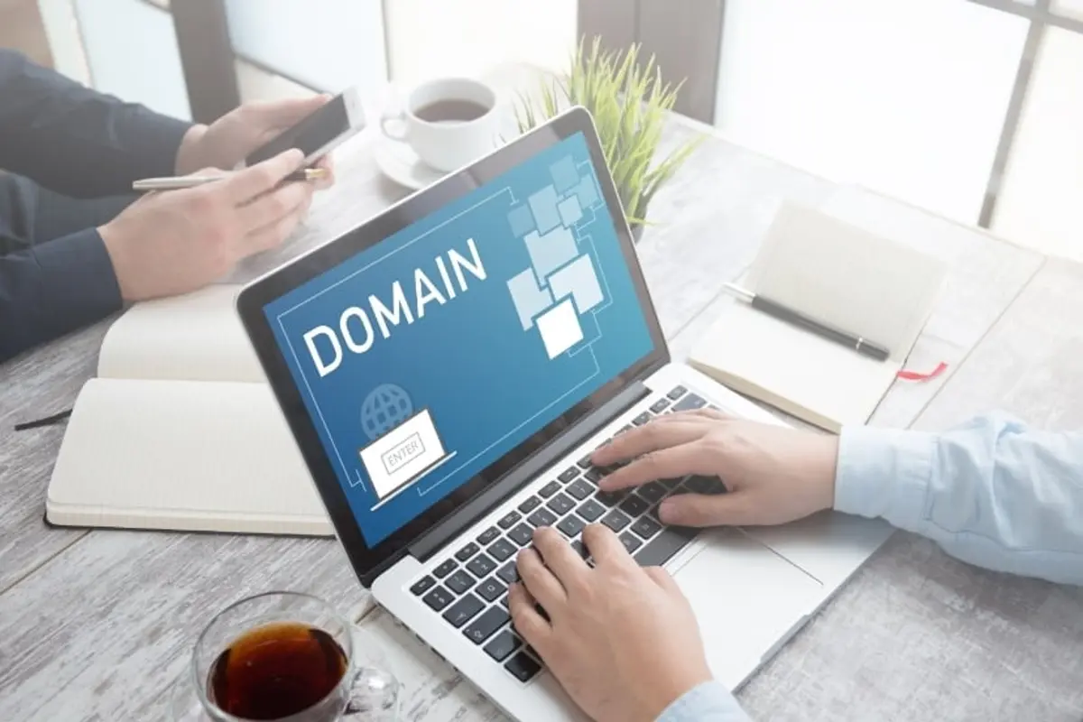 choose the right domain name