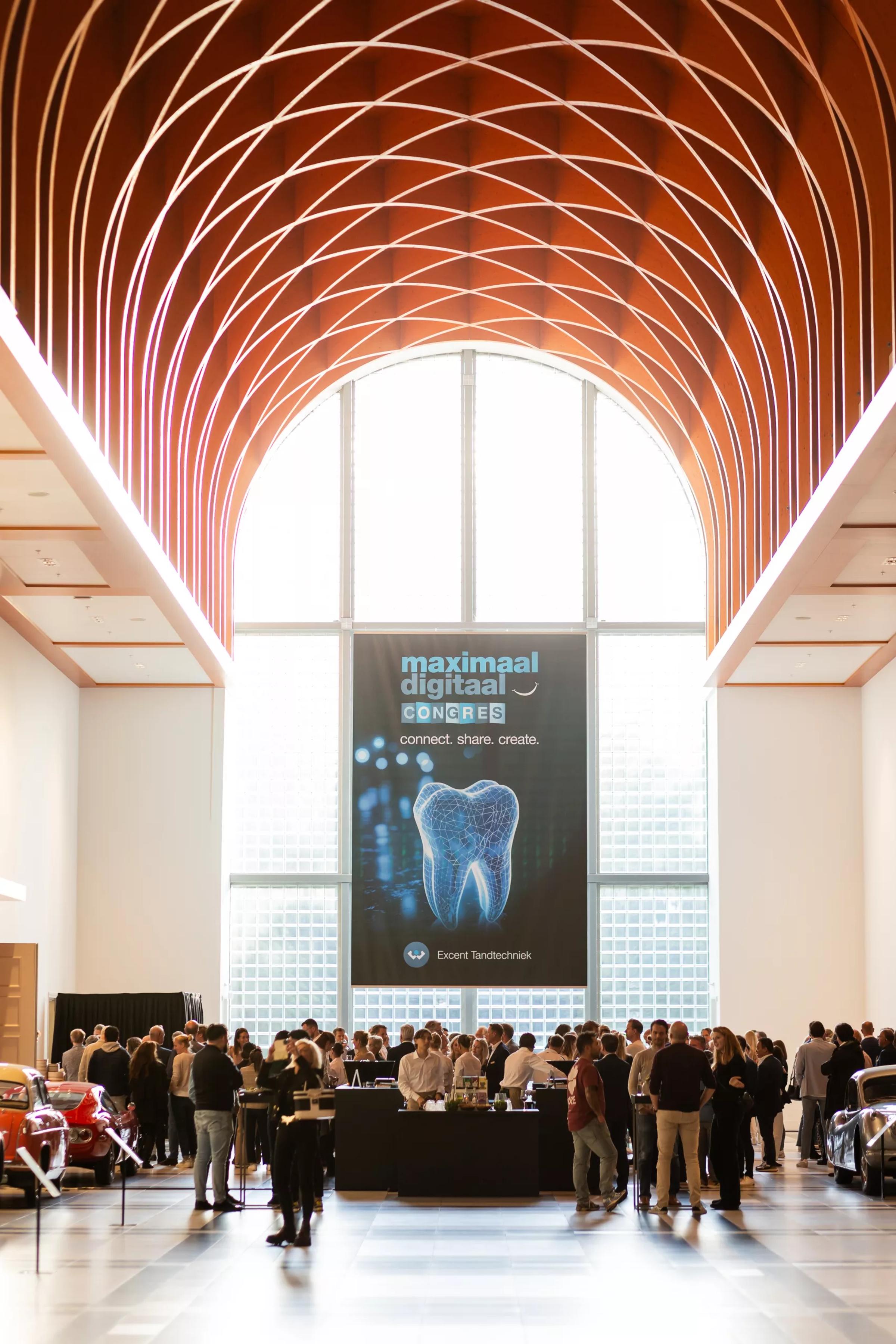 Maximaal Digitaal Congres bij het Louwman Museum