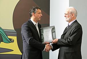 Entrega de 'A Ultima Enciclopedia de Carros Classicos'