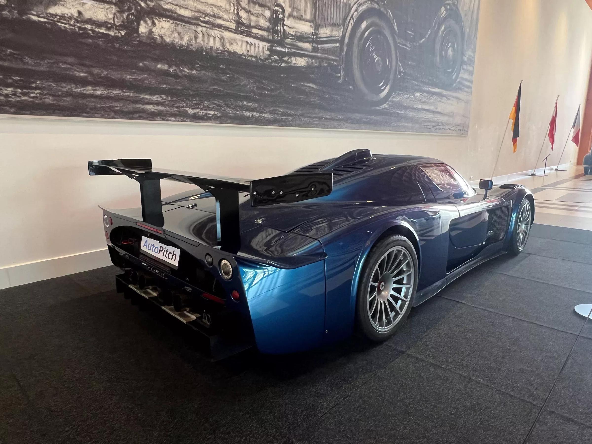 Unieke Maserati MC12 Corsa tijdelijk in het Louwman Museum
