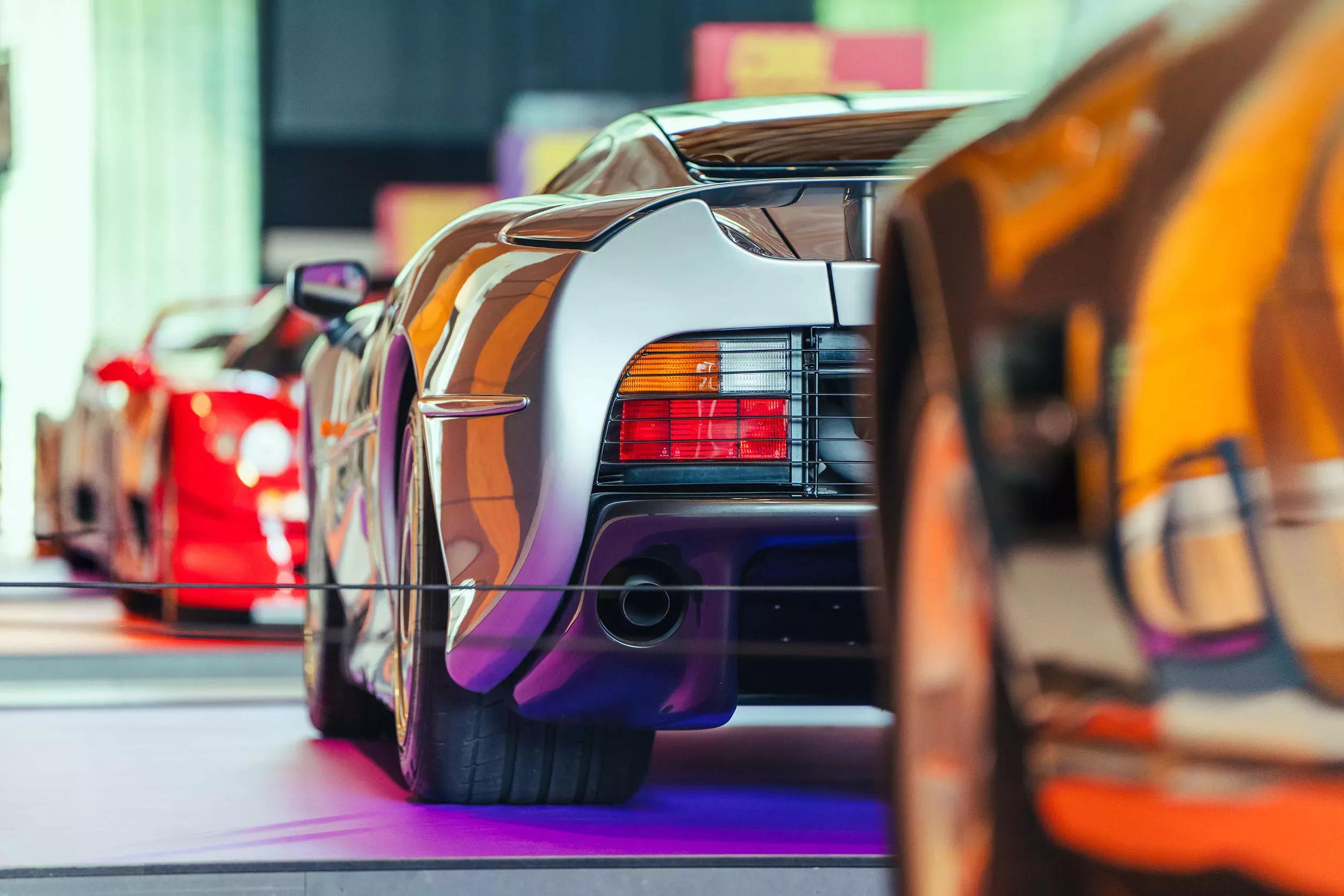 Exposisuvdna superbilain