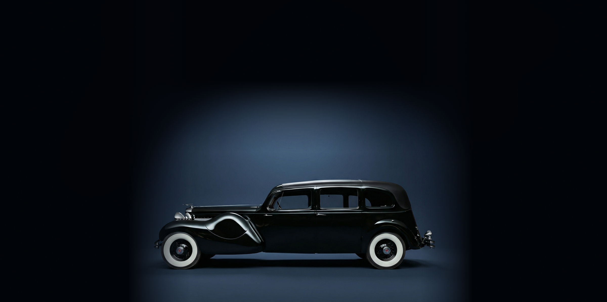 Duesenberg Model J Limousine-landaulette Throne Car