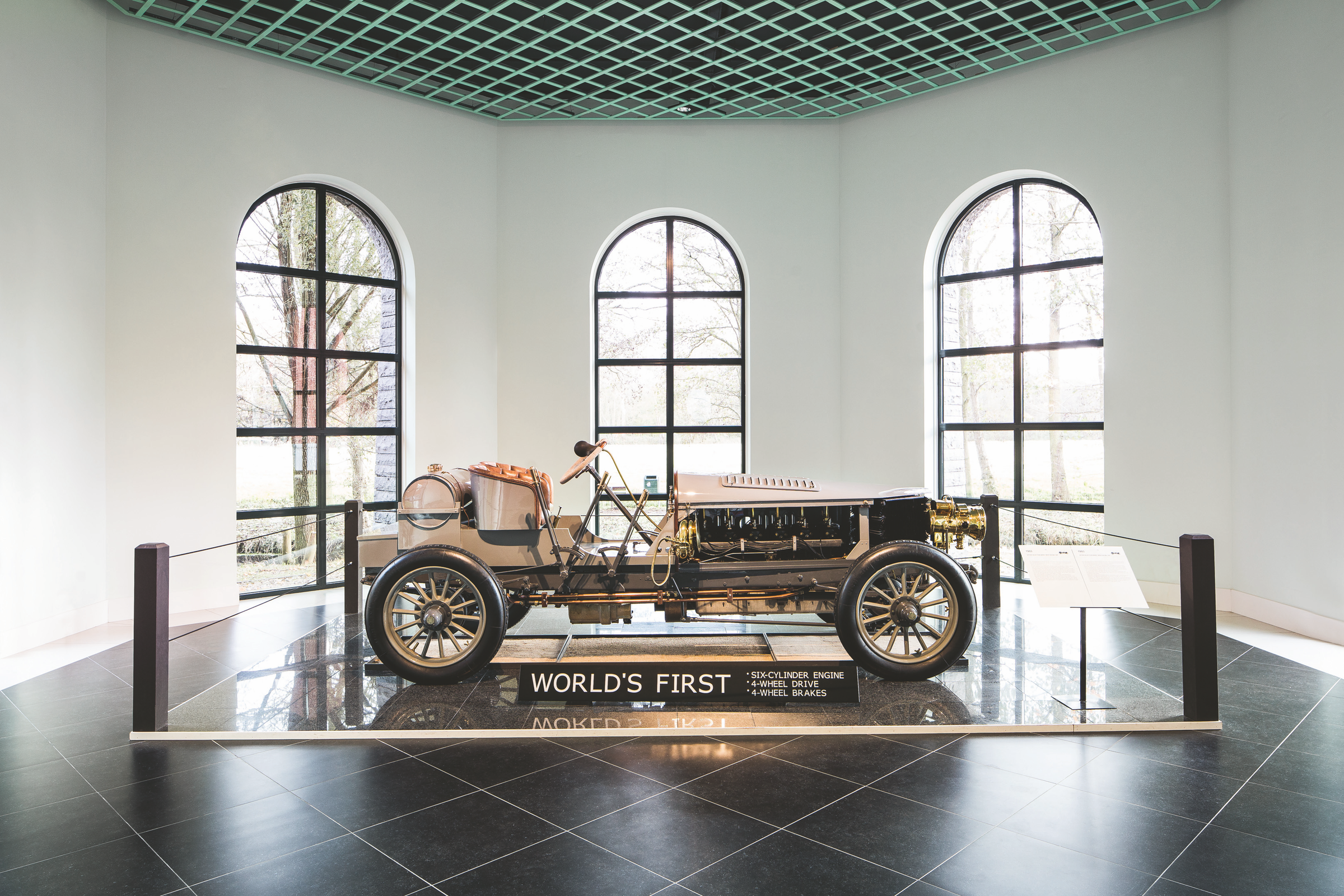 Onze automobielen en kunst in beeld
