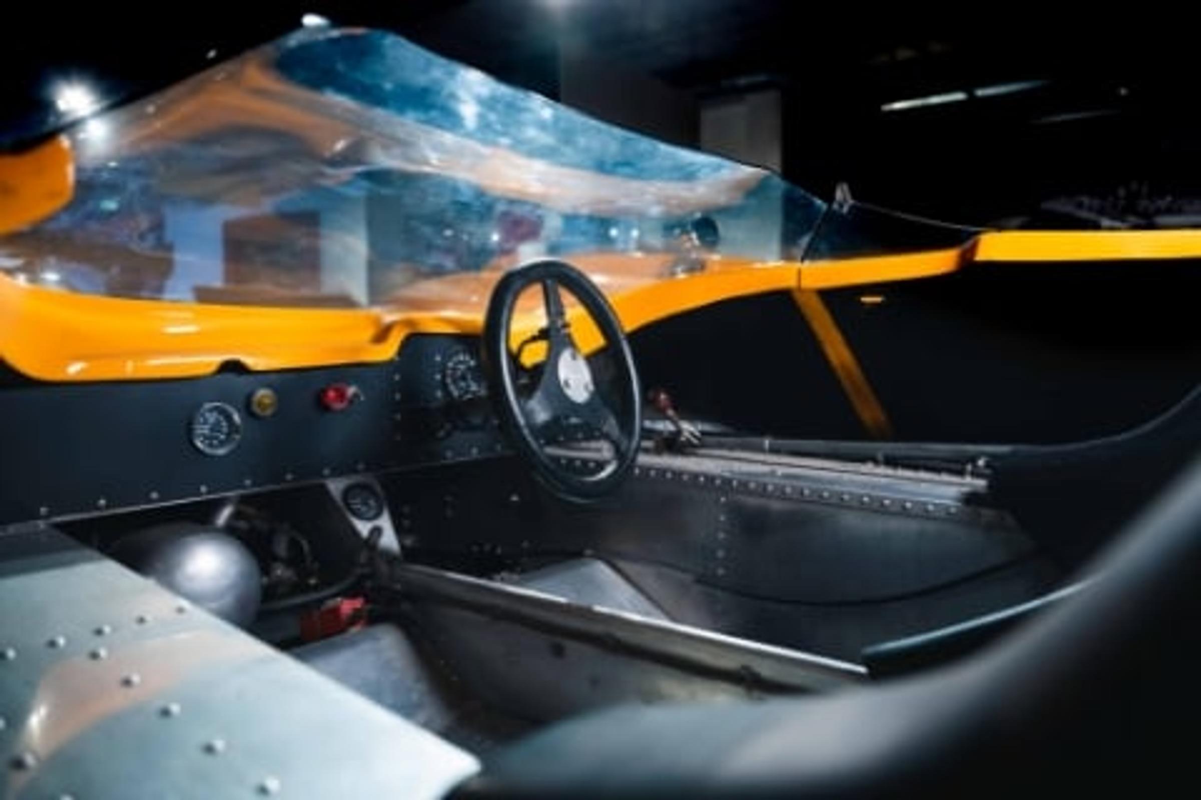 mclaren m8f