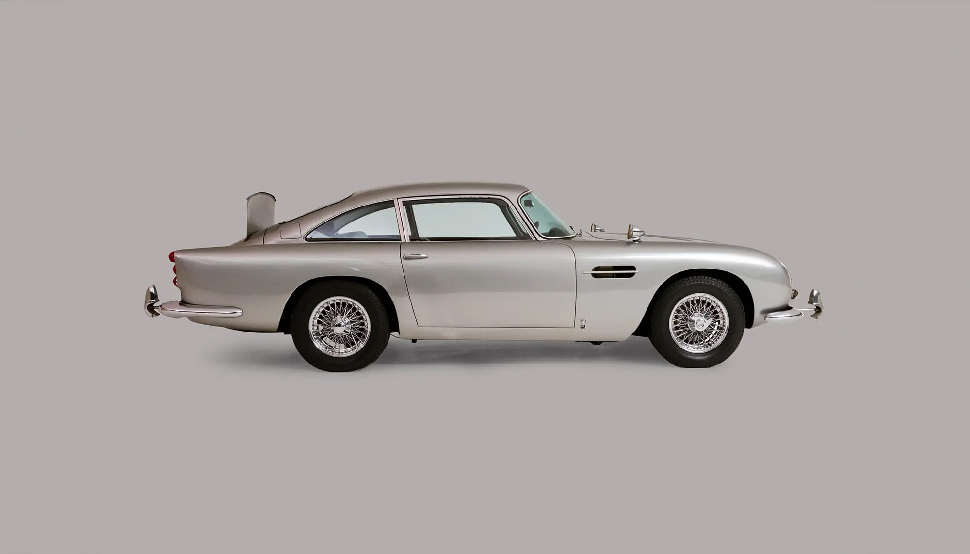 Stap in de geschiedenis van James Bond