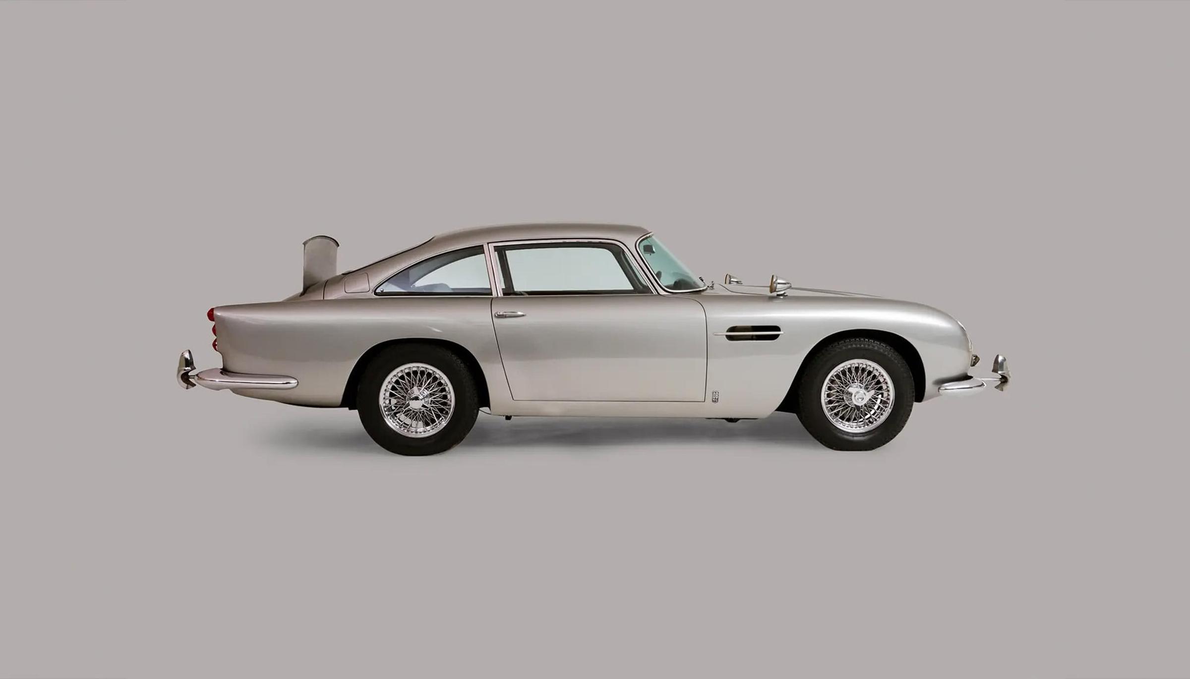 Stap in de geschiedenis van James Bond