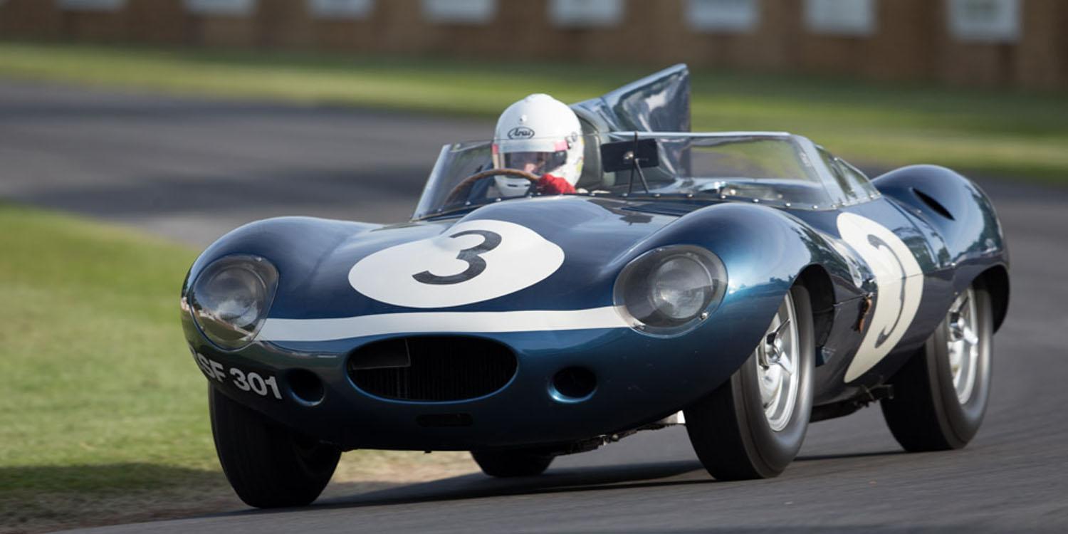 Jaguar D-Type XKD 606 Goodwood girjeguovddas