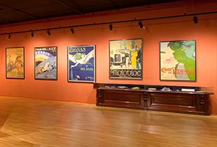 Affiches publicitaires au musee Louwman