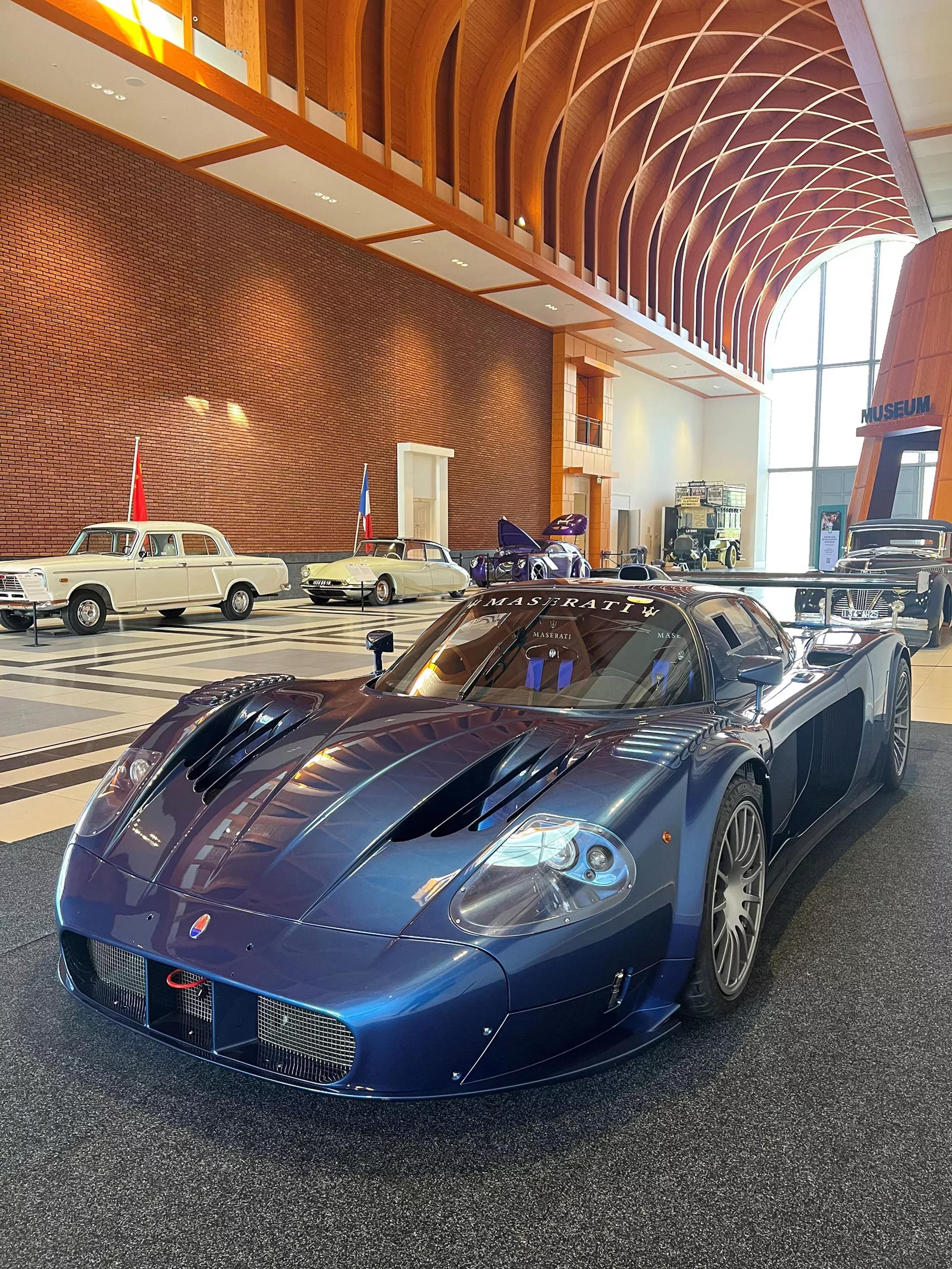 Unieke Maserati MC12 Corsa tijdelijk in het Louwman Museum