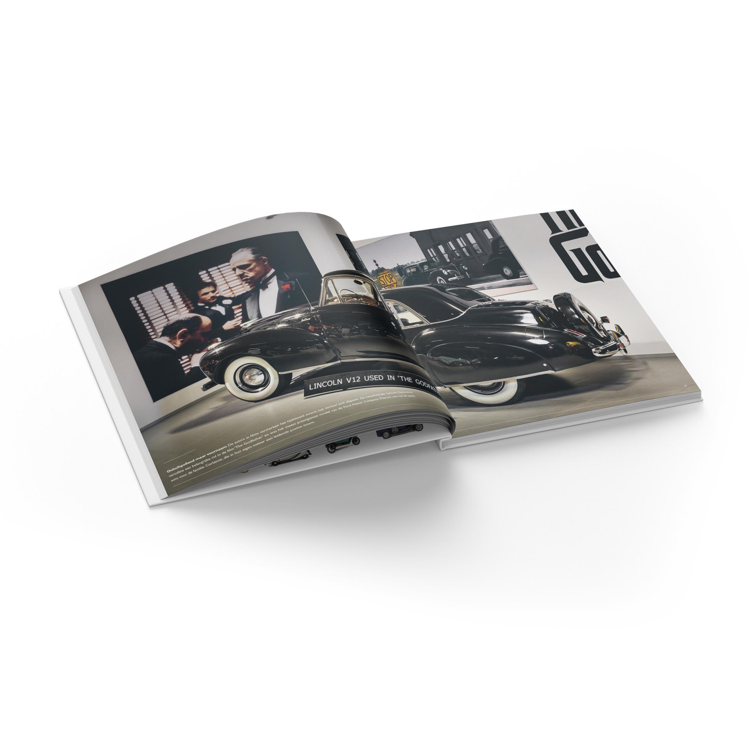Opengeslagen Louwman Museum boek