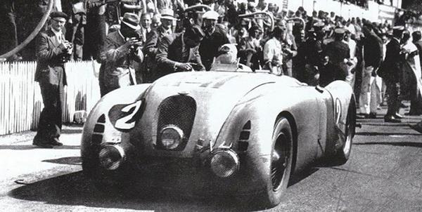 The different variants of the Bugatti Type 57