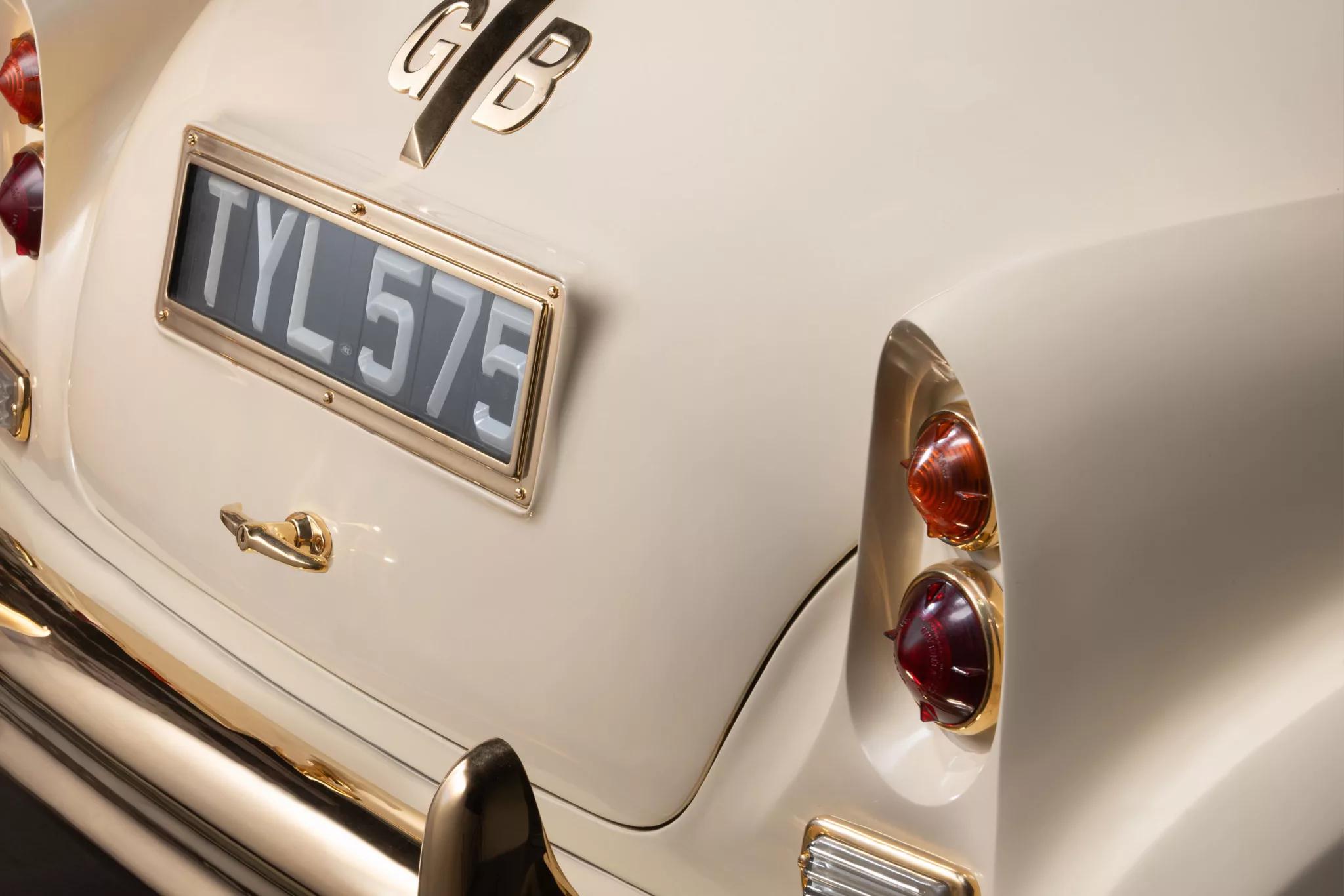 Daimler DK400 Golden Zebra Coupé