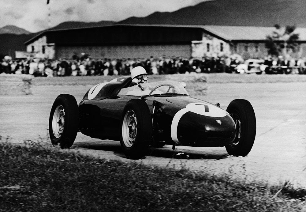 Stirling Moss sulla Porsche 718