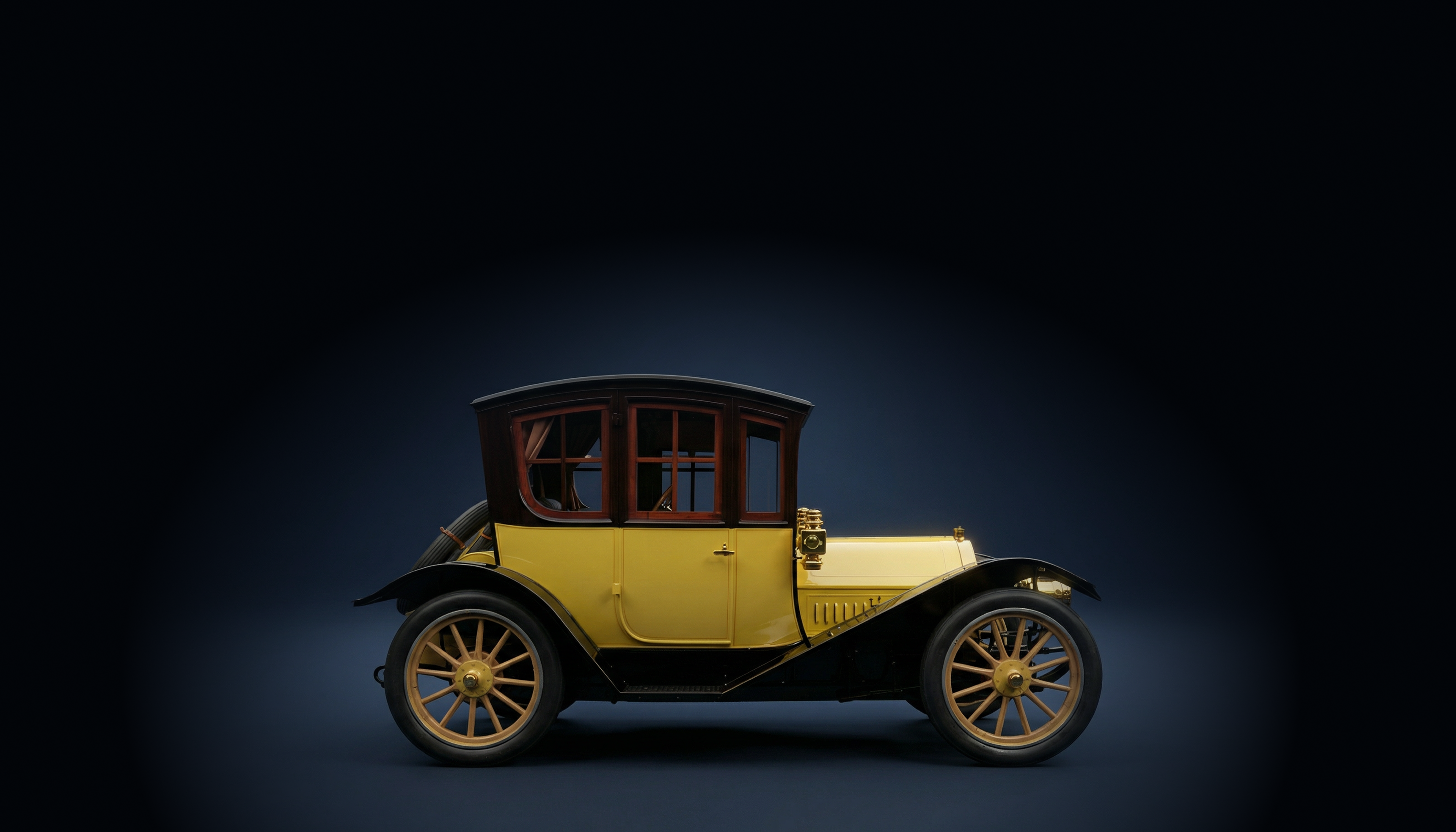 Regal Model Nc Colonial Coupe