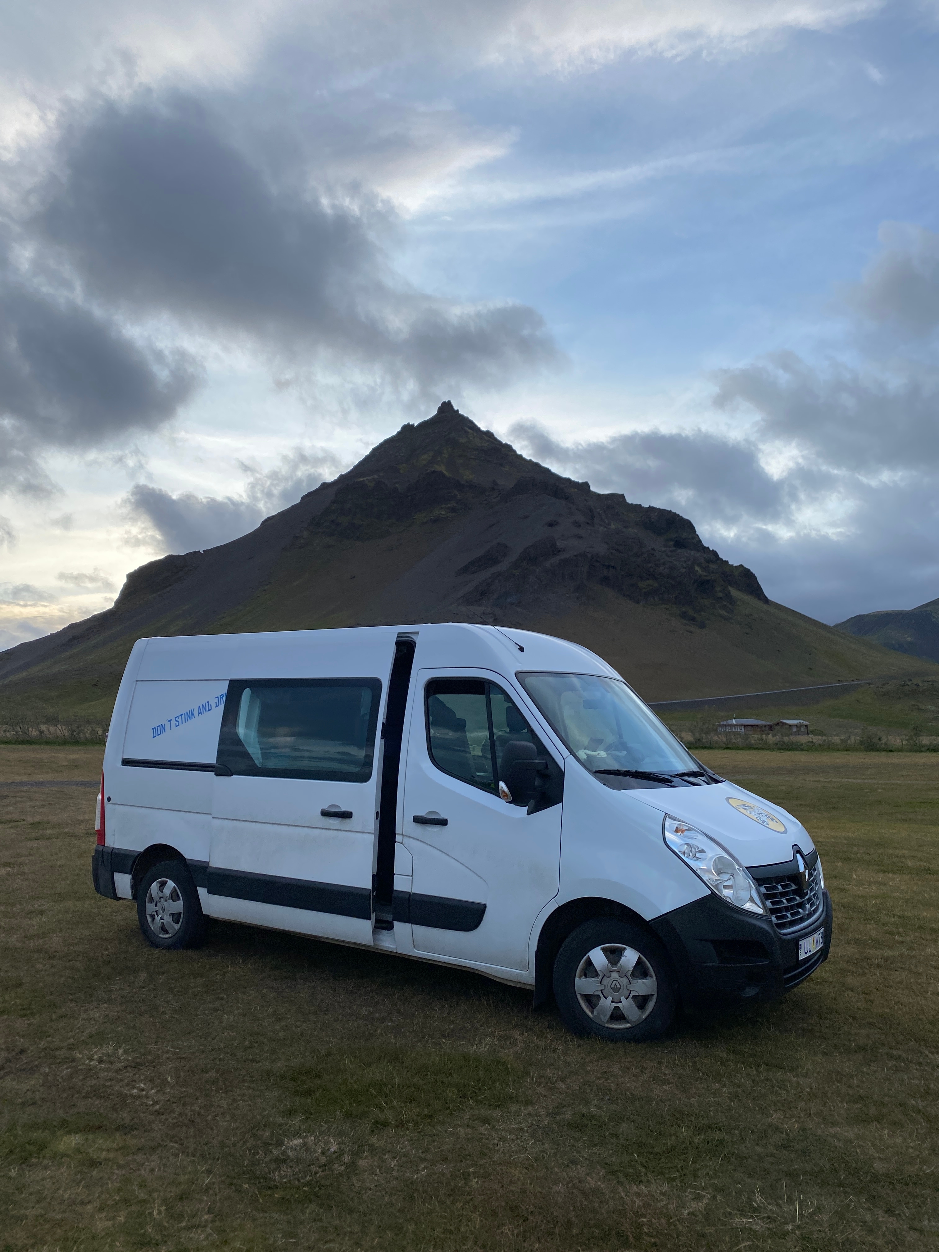 Campervan in Arnarstapi