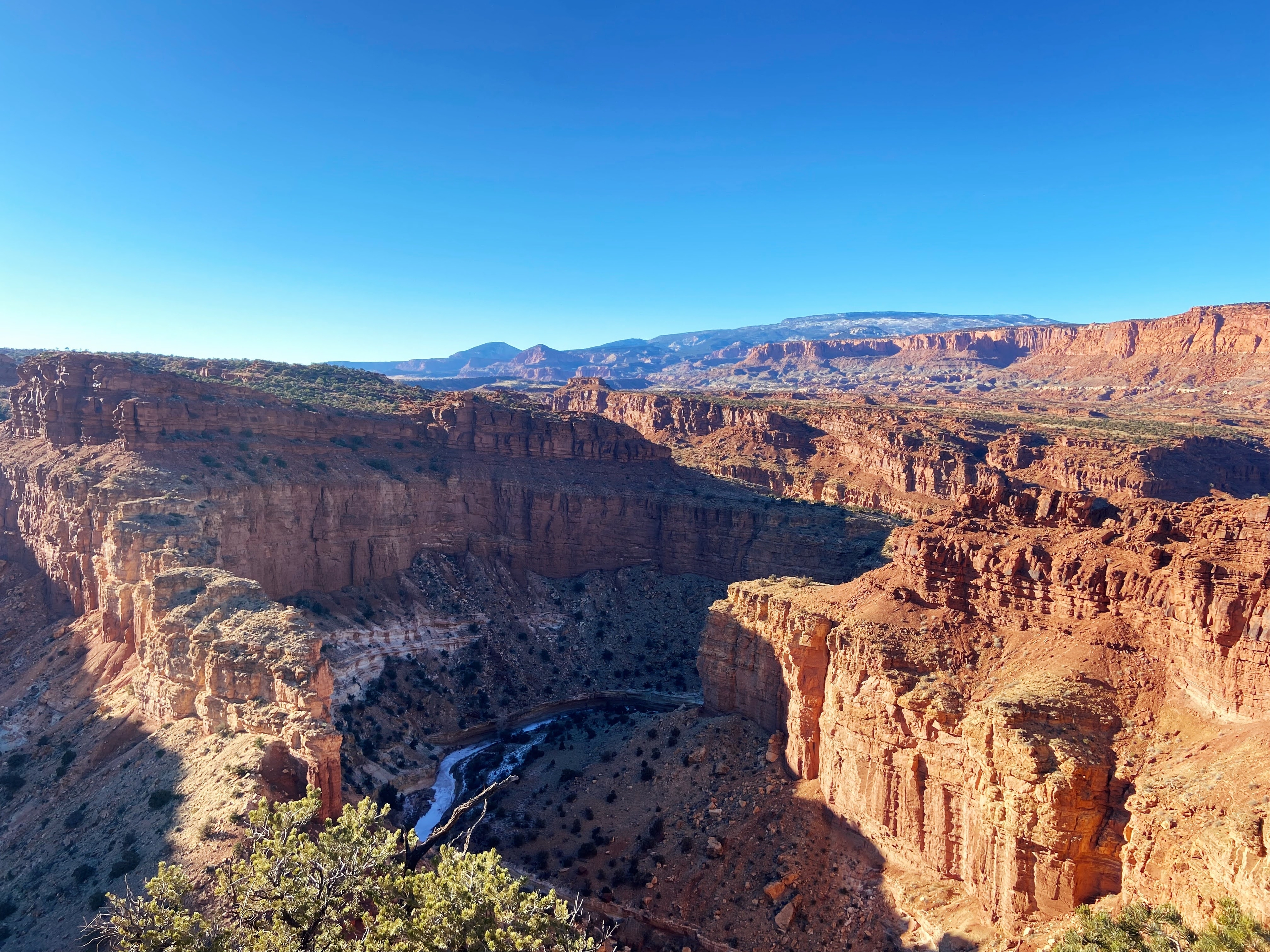 View of the Goosenecks canyon in Capitol Reef National Parks 