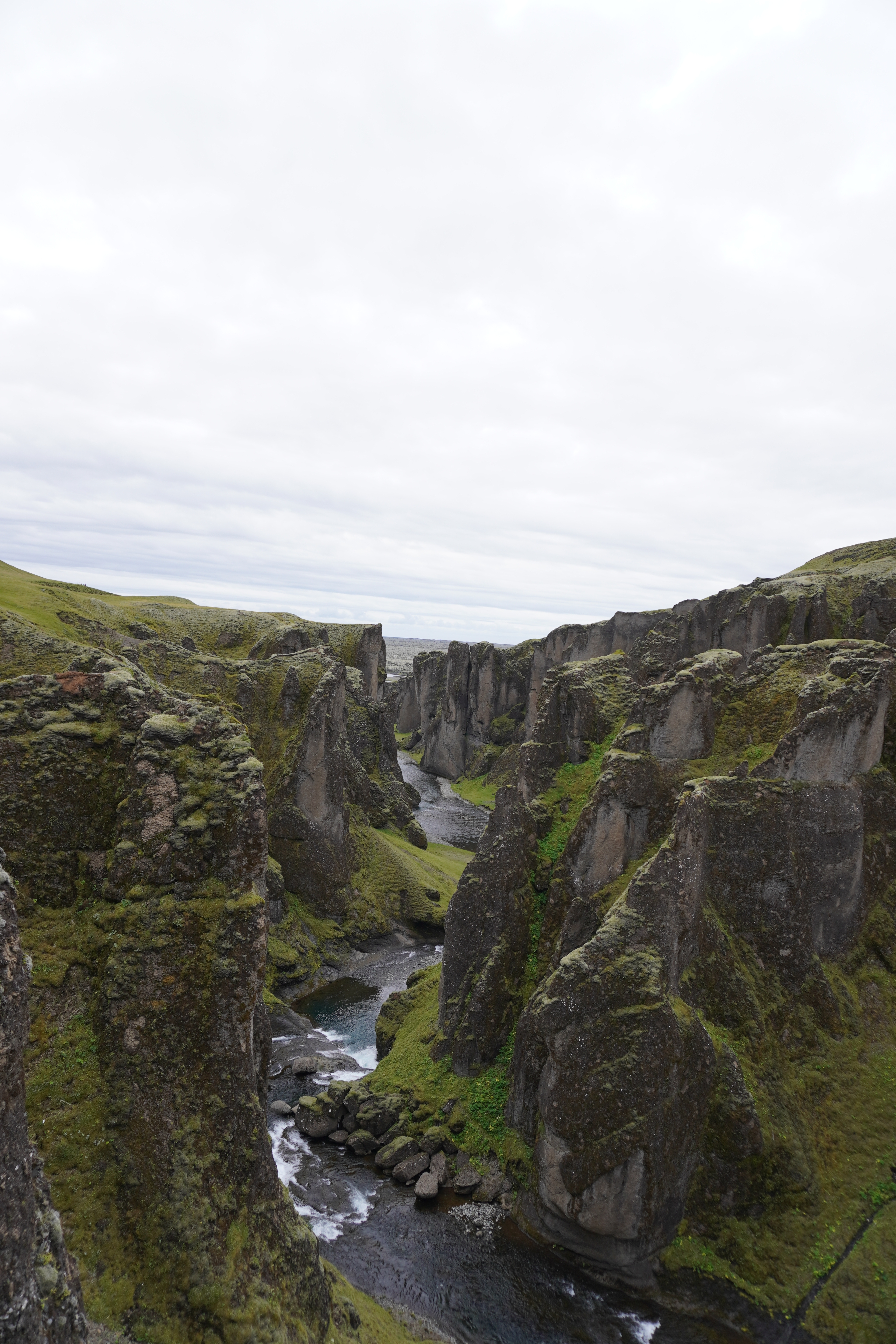 Fjadrargljufur Canyon
