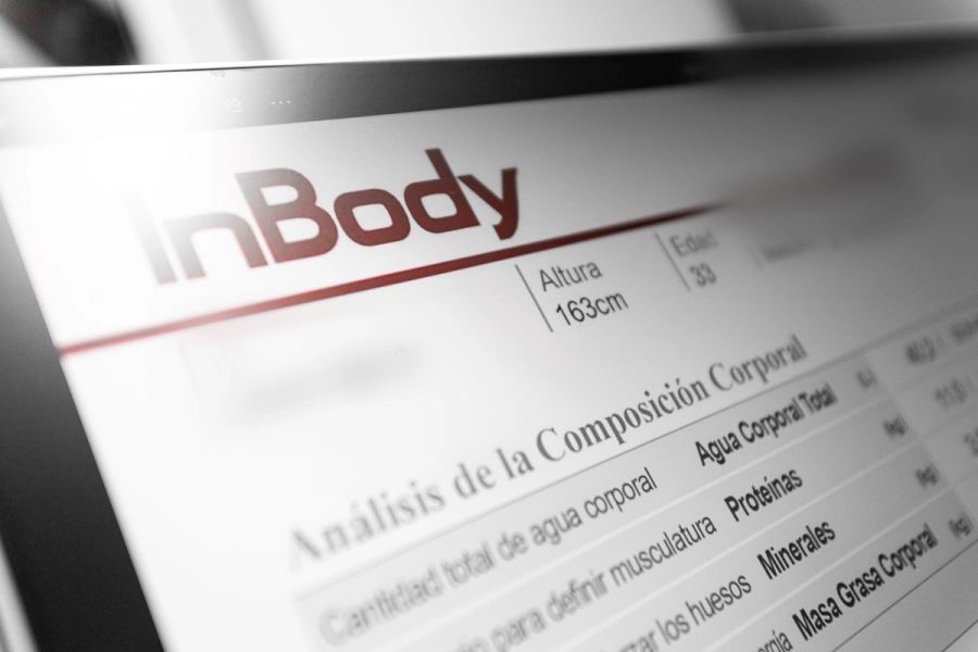 Informe InBody con el análisis de agua corporal, proteínas, minerales y masa grasa