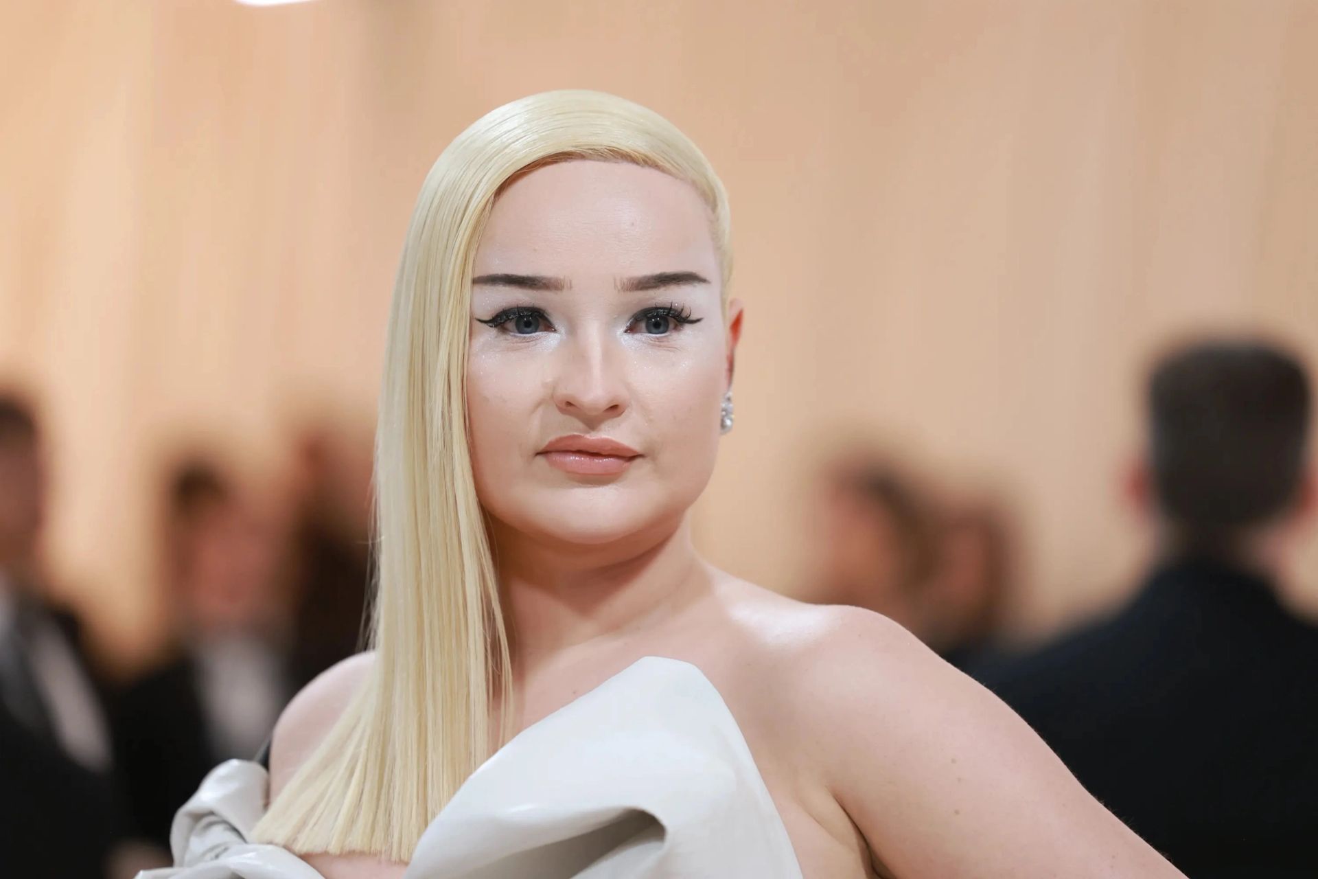 Kim Petras' hair at the Met Gala