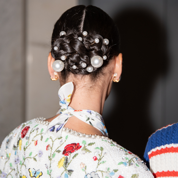 Image of model's hair created by Glen Oropeza in New York Fashion Week 2025 for amika x Glen Oropeza at Alice + Olivia S/S 2026 blog