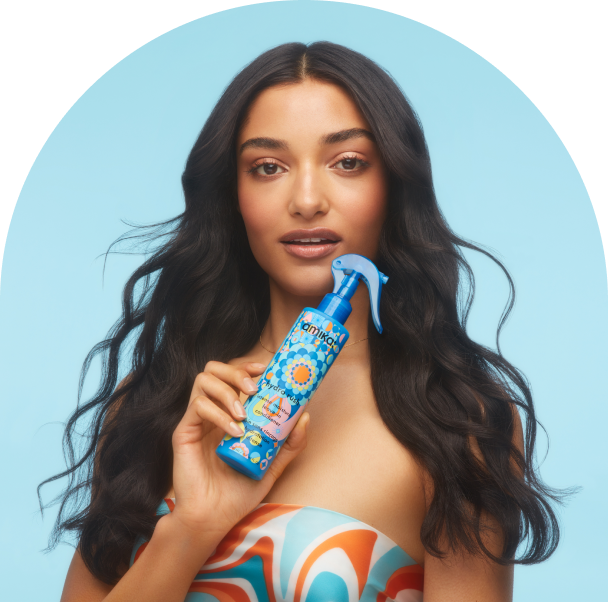model holding hydro rush intense moisture leave-in conditioner