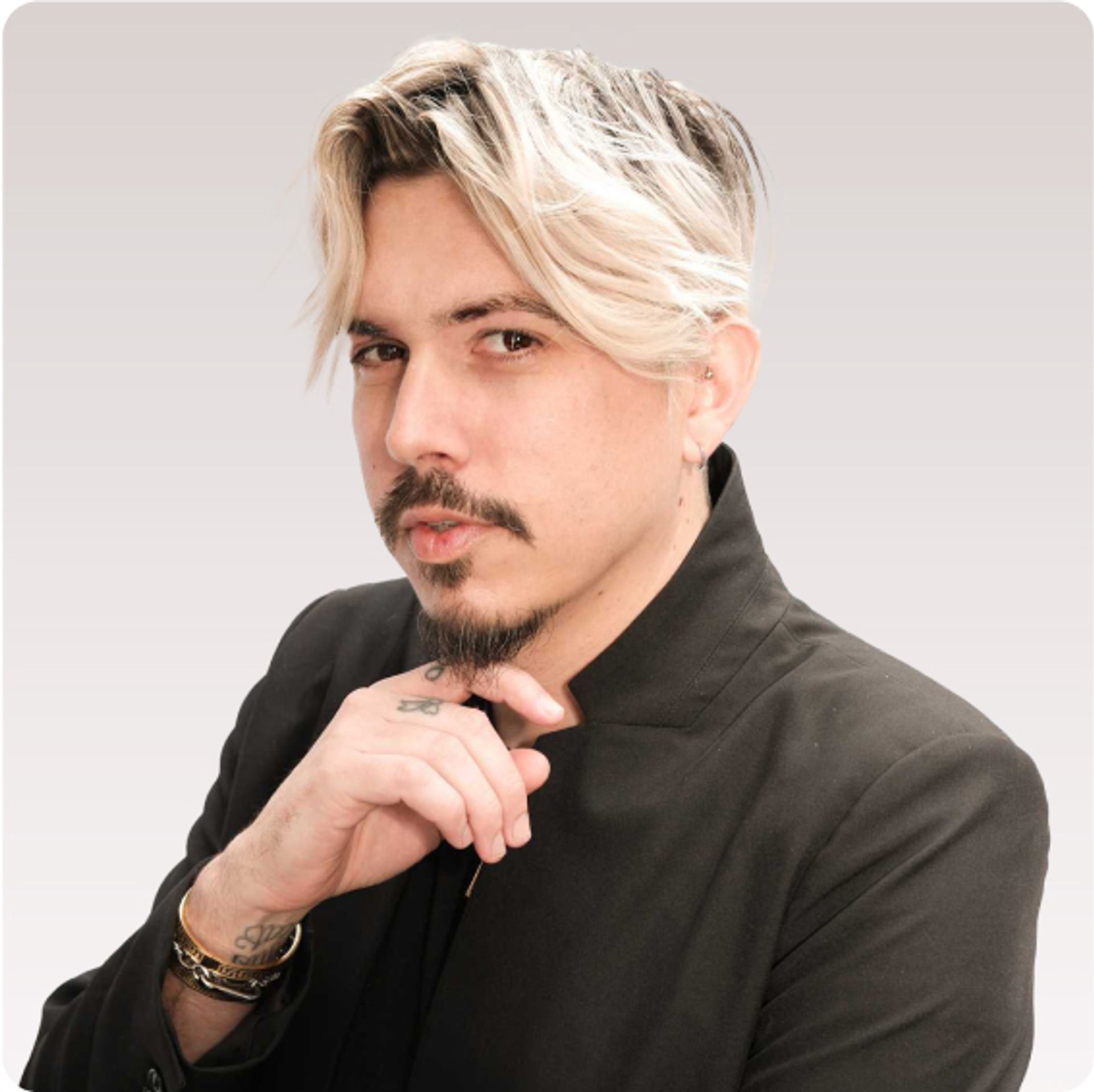 Jeffrey Allen, amika lead pro educator