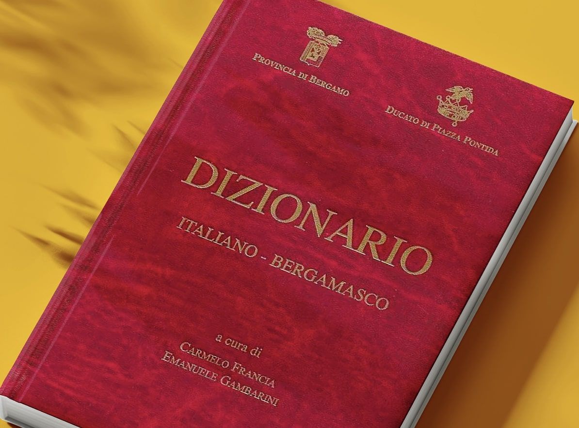 Bergamasco–Italian Dictionary of the Ducato di Piazza Pontida, a symbol of Bergamasque culture and popular tradition.