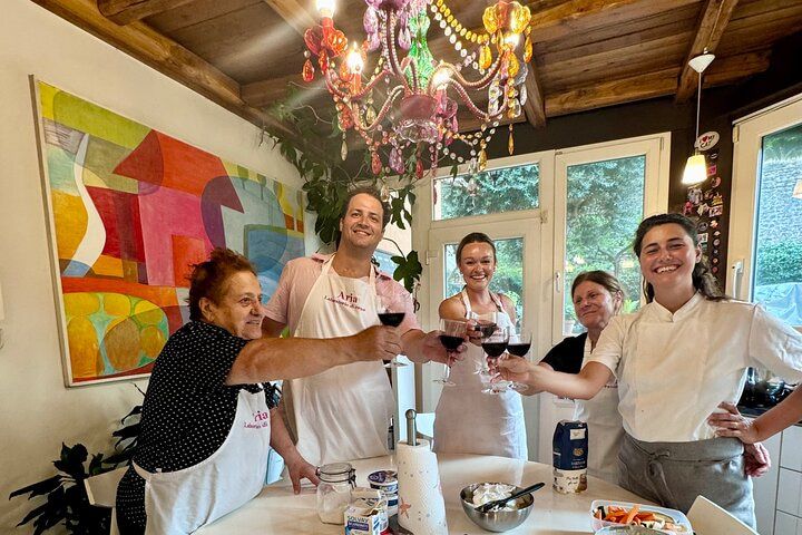 Hands-On Pasta & Tiramisù Class in a Trastevere Home