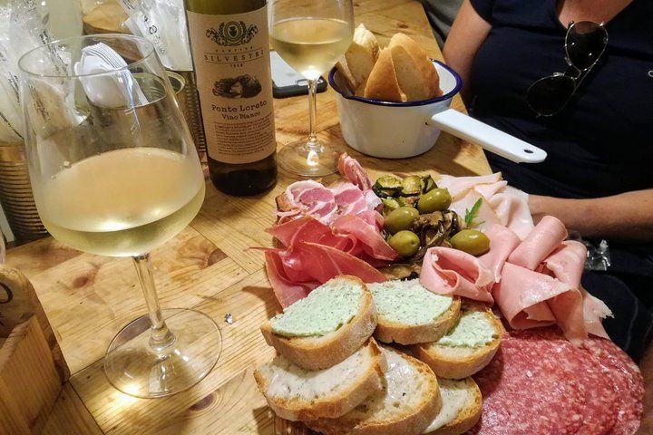 Trastevere Food & Wine Walk Through Family Shops, Rome — photo 1