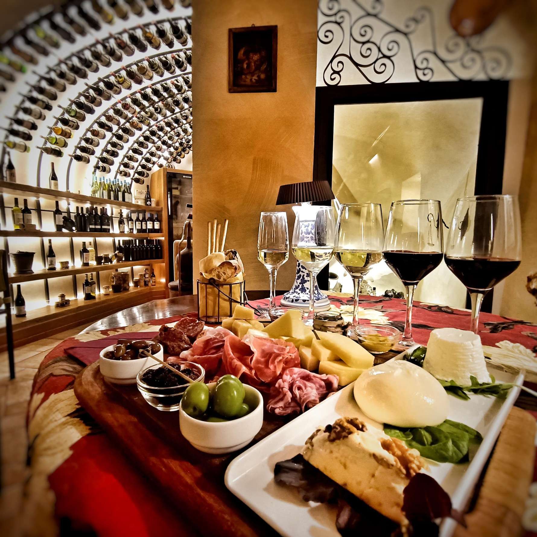 Cellar Wine & Food Tasting in Trastevere, Rome — photo 4