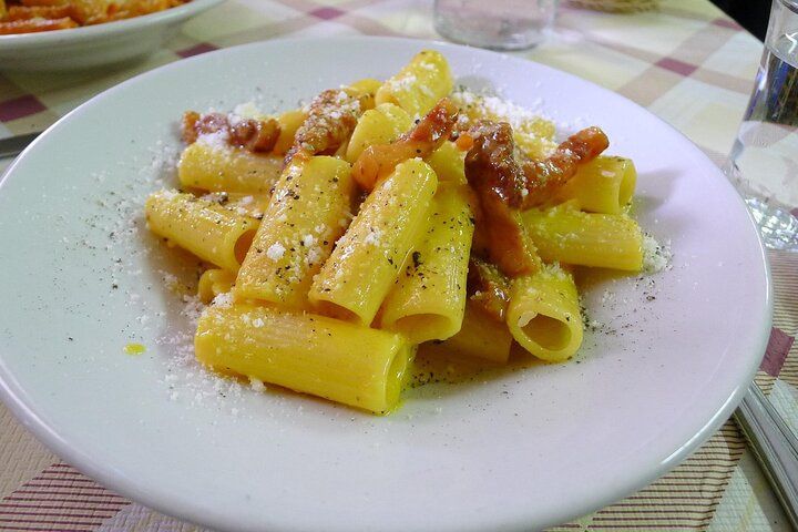 Trastevere & Ghetto Wine-Paired Food Walk, Rome — photo 2