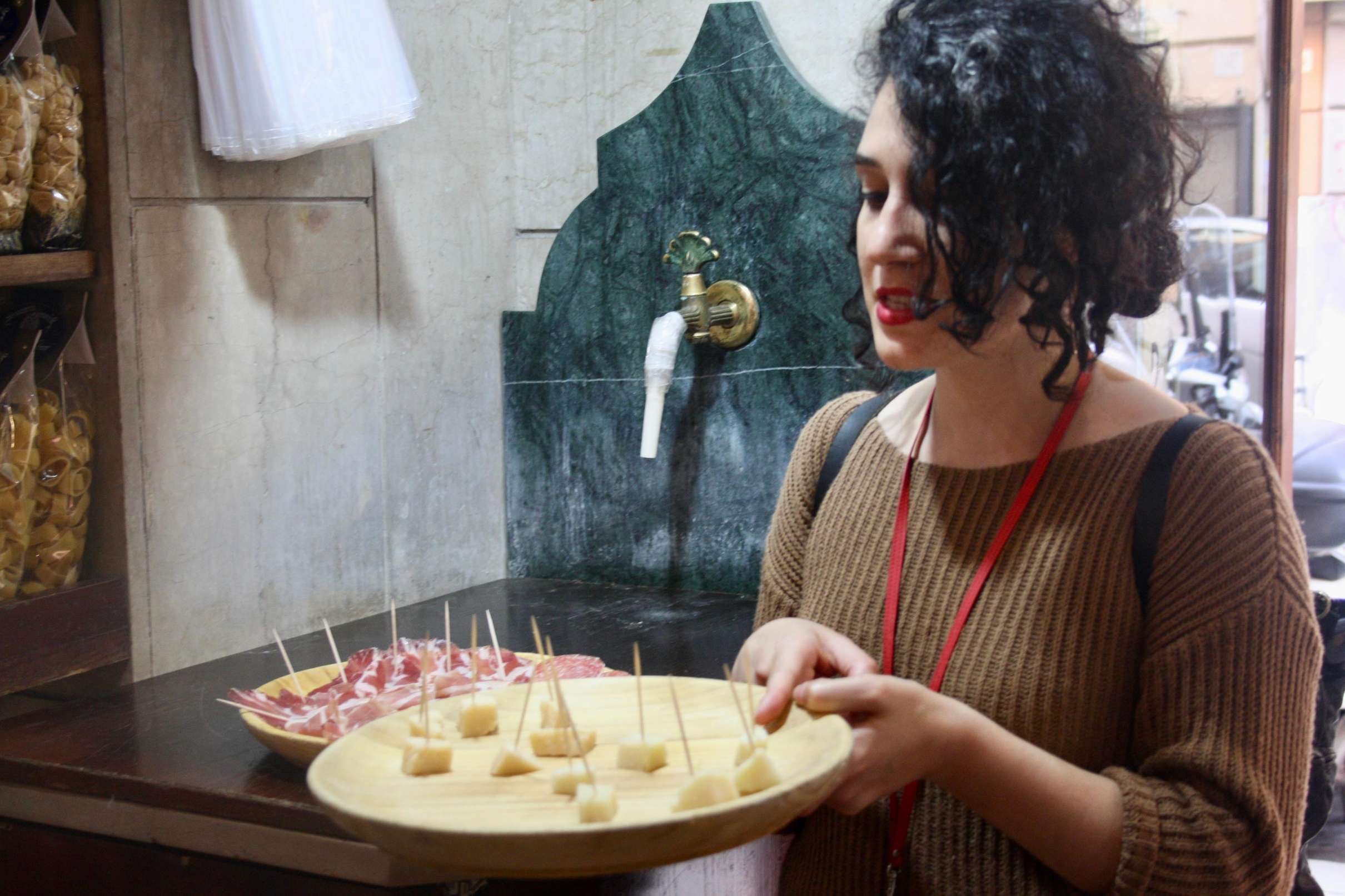 Tiber Island to Ponte Sisto Trastevere Food Walk, Rome — photo 1