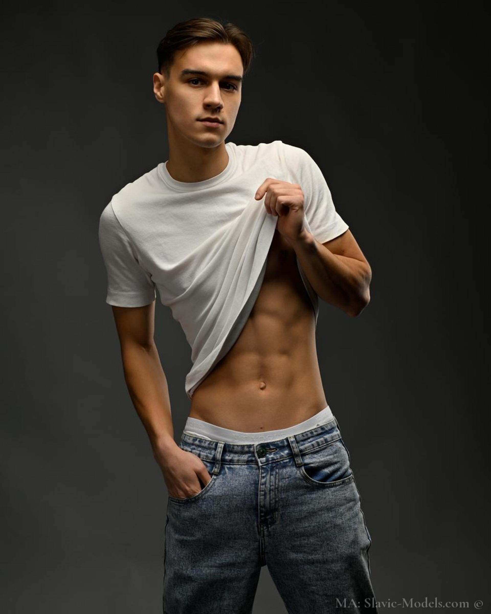 Vitaliy 23 y.o