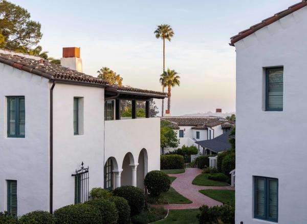 Gallery image for El Encanto