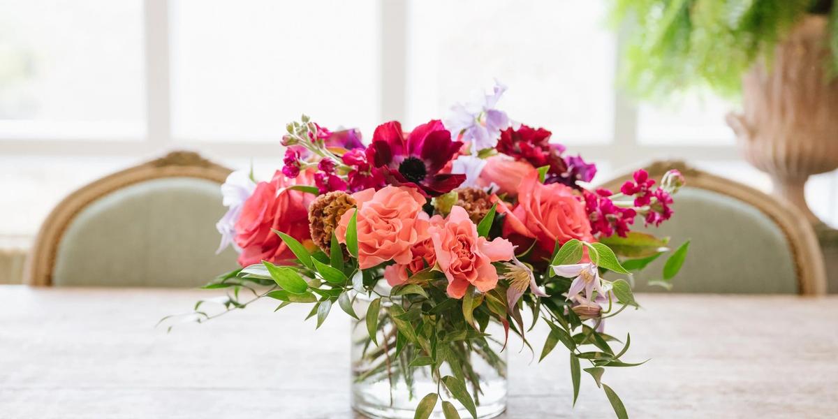 Tourterelle Floral Design