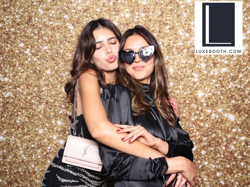 LuxeBooth.com